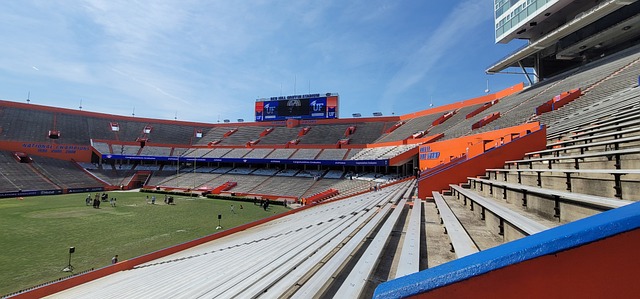 并送出一记 并送出一记